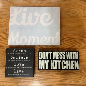 Wall canvas -set of 3